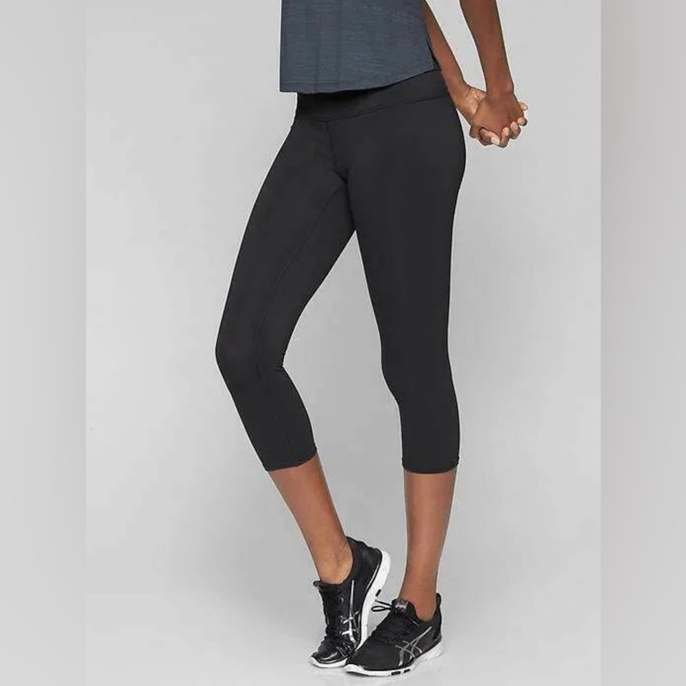 Athleta Sonar Capri